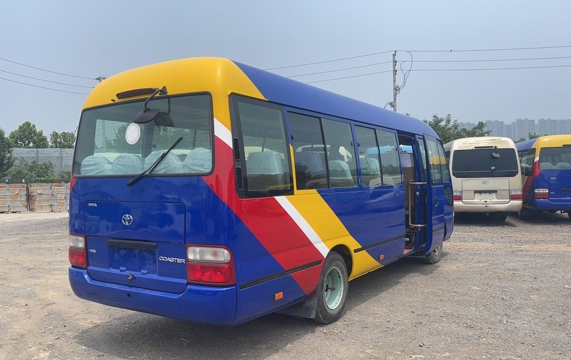 マニュアルトランスミッション 19-30 シート ミニバス 良好な状態 EURO 3 排出量 ディーゼルエンジン