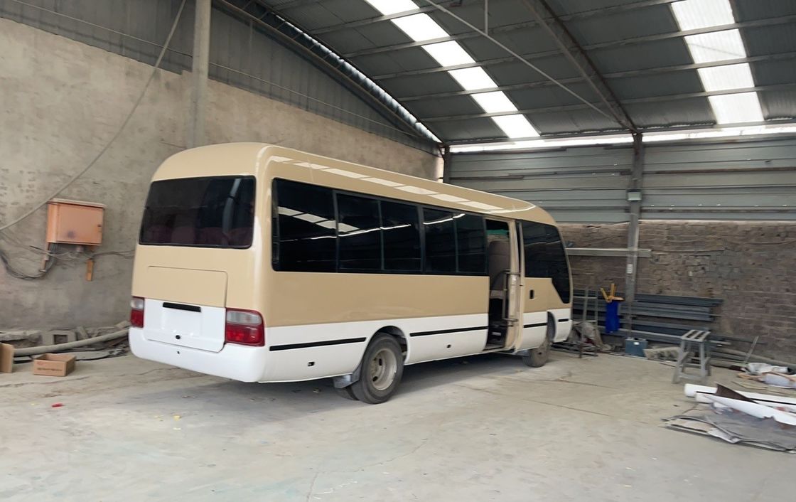 ディーゼル燃料タイプ 中古トヨタ・コースターバス 30席 状態良好 マックスパワー 113/5200 kW