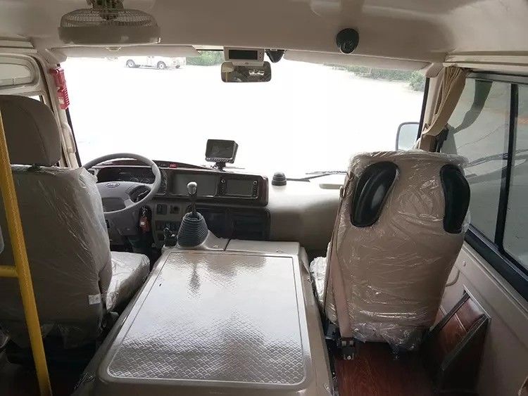 良好な状態のミニトヨタコースターバス 10-23席 燃料タイプ ガソリン / 石油