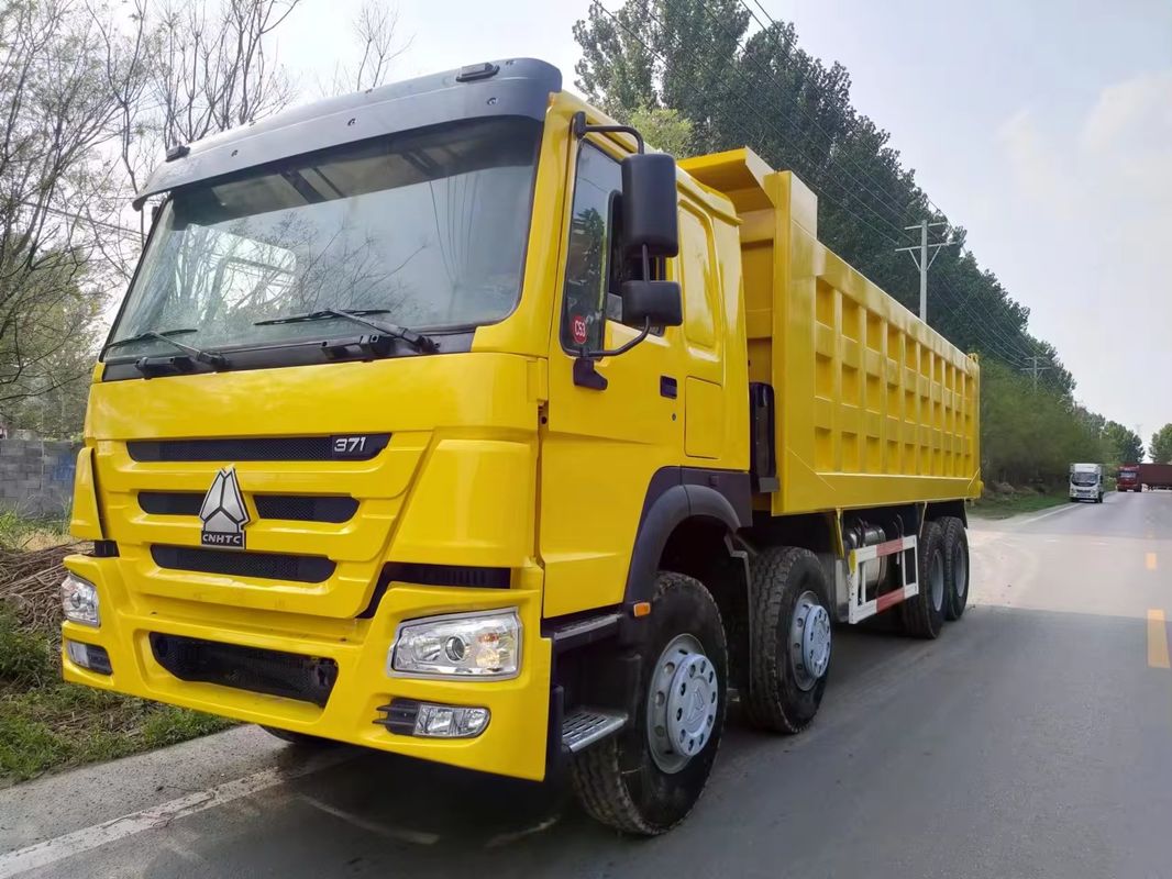 中古 ホーボ 8x4 12ホイール ダンプトラック 375HP ディーゼルエンジン ESCなしの砂を倒すトラック