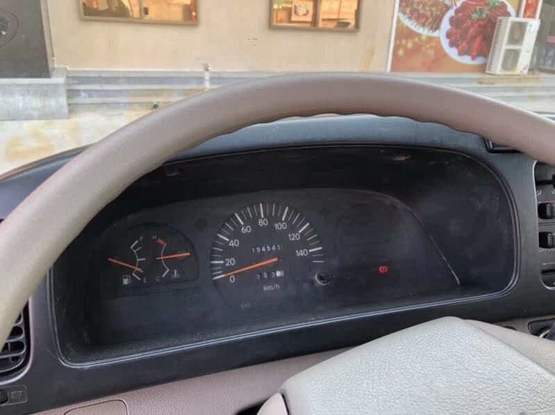 G.V.W kg 5900 良好な状態のトヨタコースター 30人乗りバス