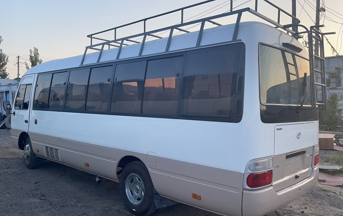 8500kg 総重量使用されたコースターバス,上部荷物架と 4-6L エンジン容量