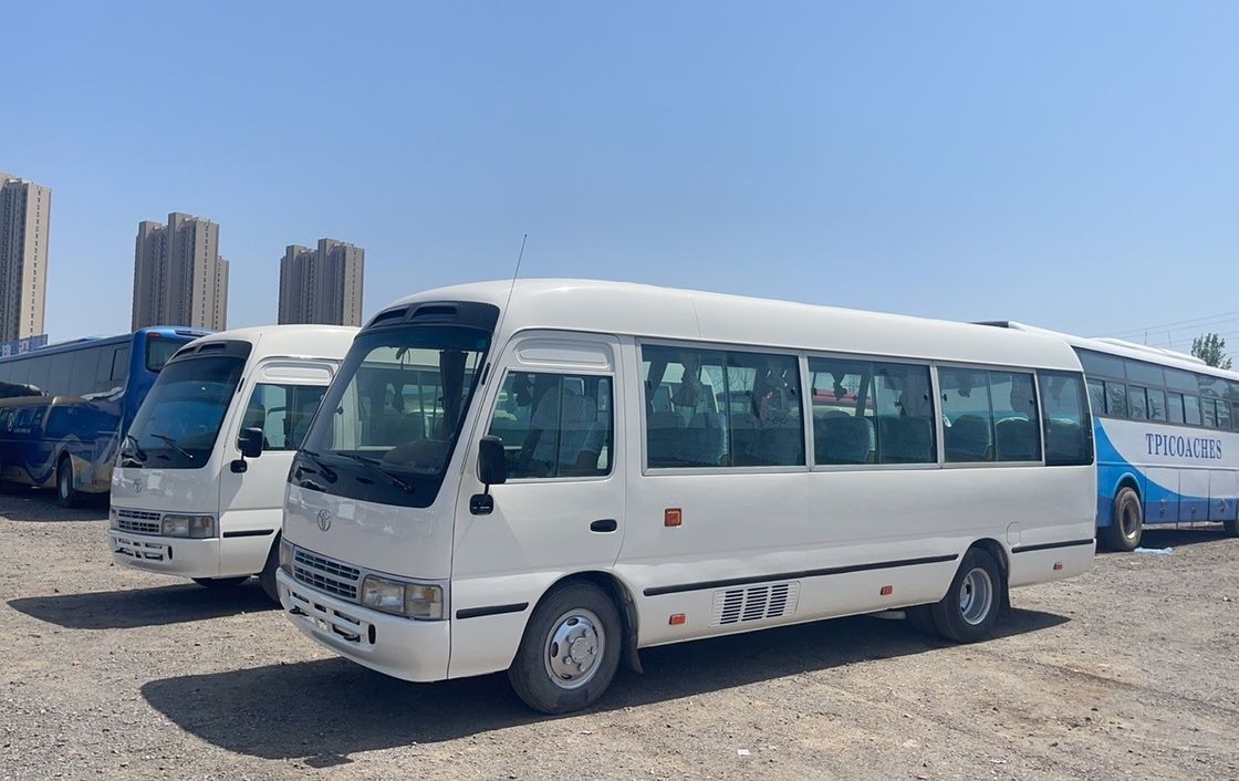 マックストルク340Nm/rpm リニューアルされたトヨタコースター 19-29席 小型旅客コースター バス