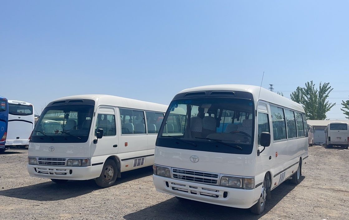 マックストルク340Nm/rpm リニューアルされたトヨタコースター 19-29席 小型旅客コースター バス