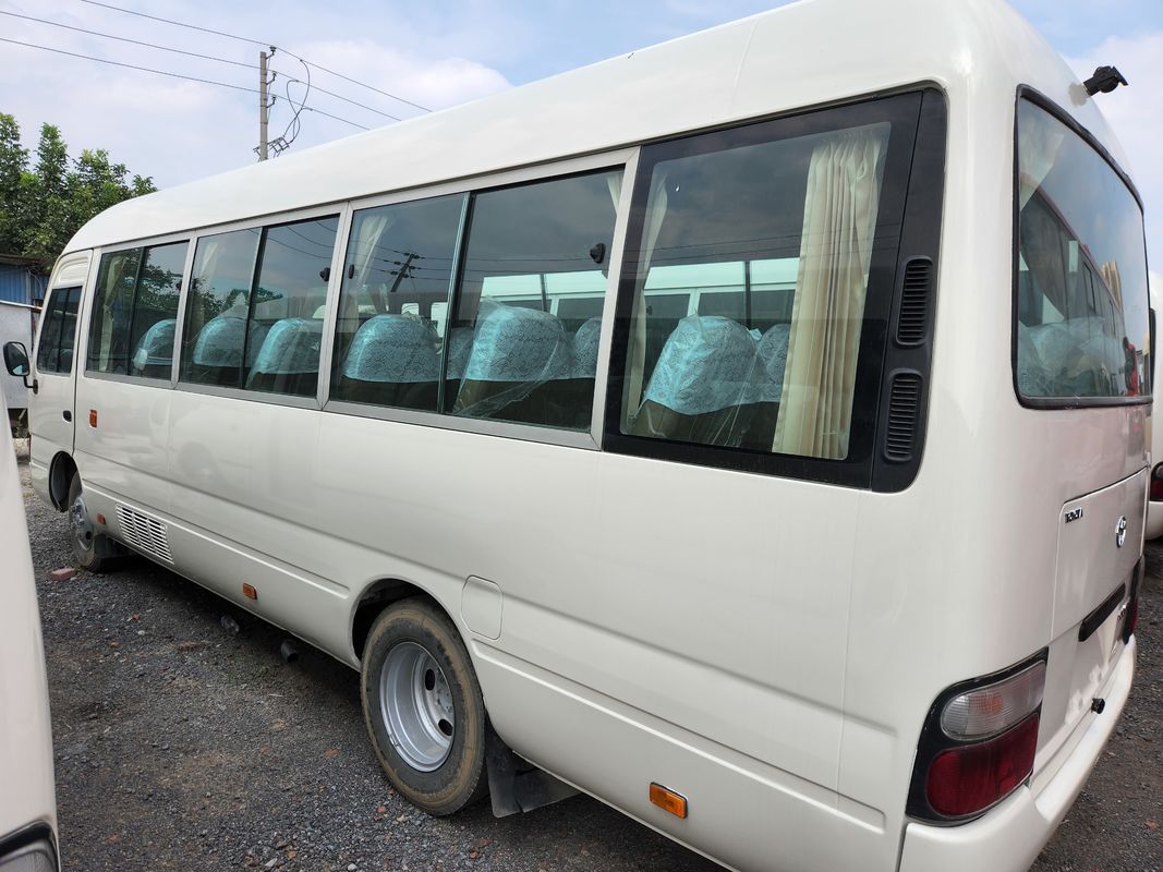 6 8L使用TOYO TA COASTER ディーゼルまたはガソリン 23から29席まで,ユーロ3排出量