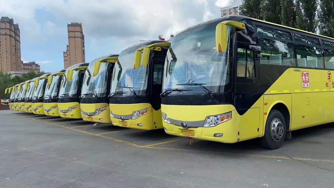 ユーロ3排出量基準のユートングバスは3座2席並べ替えと60座豪華バス