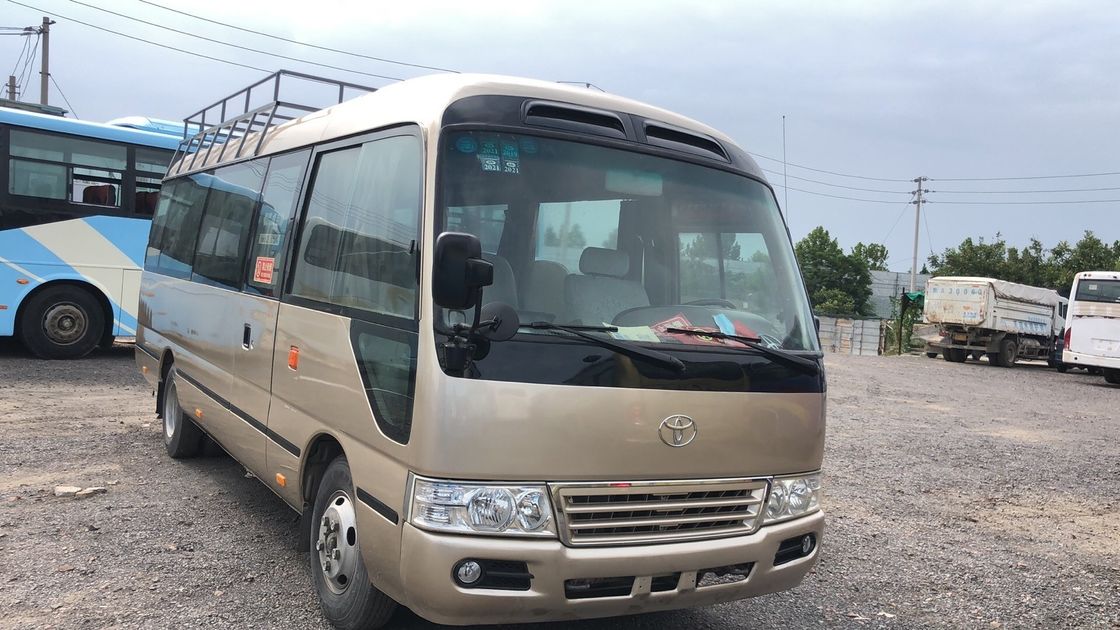 30人乗りの日本古車 バス マニュアル トヨタコースター バス 7005*2040*2785mm 寸法