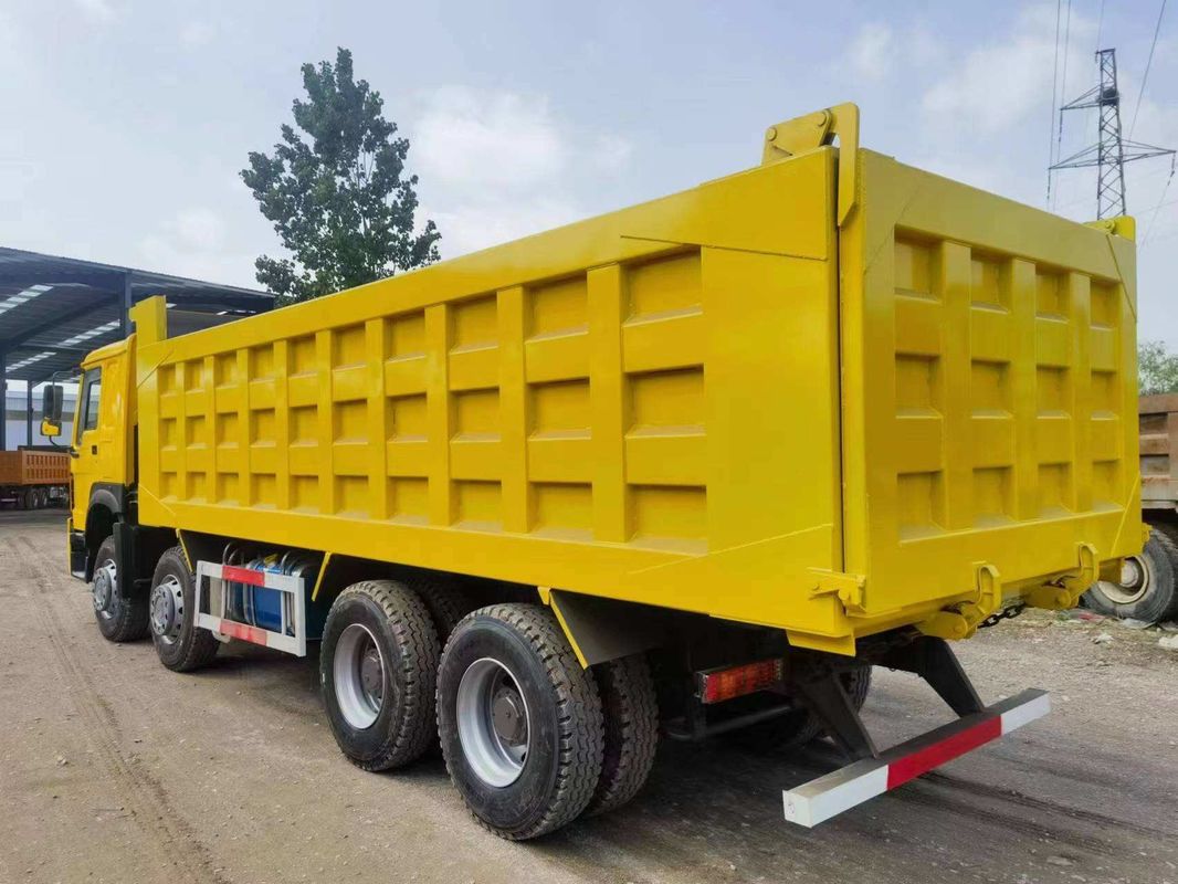 完全にリニューアルされた中古ホーボ 8x4 371hp 20-24立方メートル ティッパートラック ダンパーディーゼル