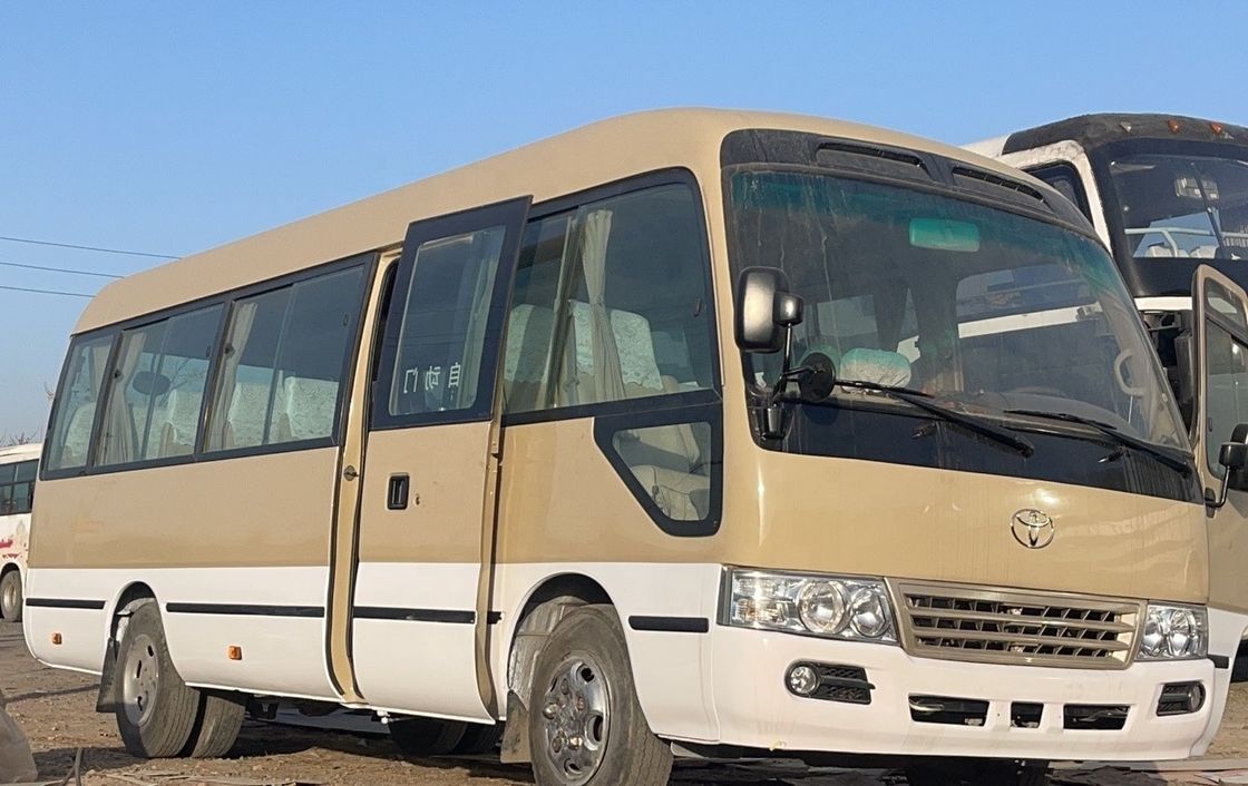 日本 トヨタコースター 30人乗りLHDバス DF5S410ギアボックスと最大速91 110 km/h
