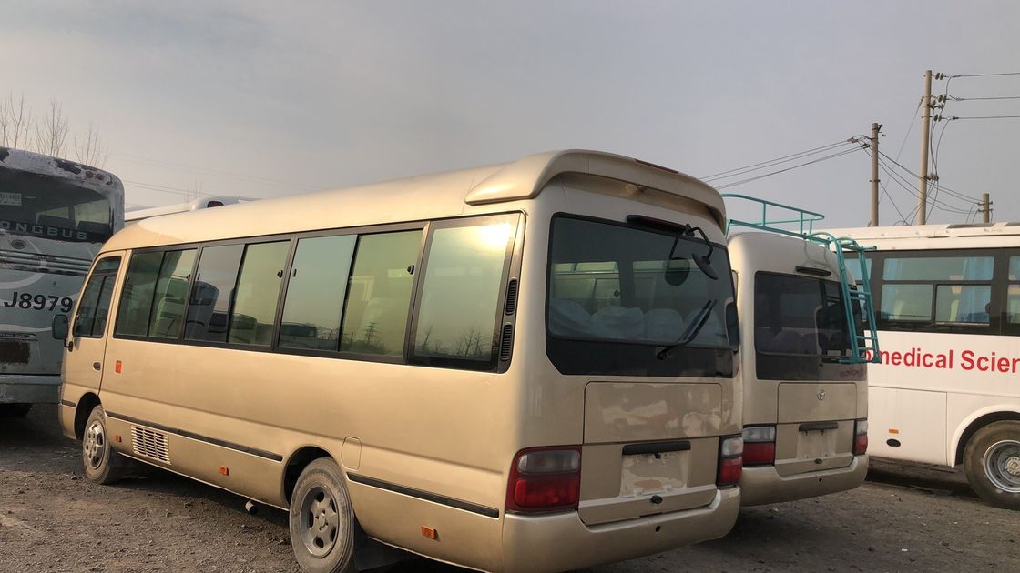 日本 トヨタコースター 30人乗りLHDバス DF5S410ギアボックスと最大速91 110 km/h