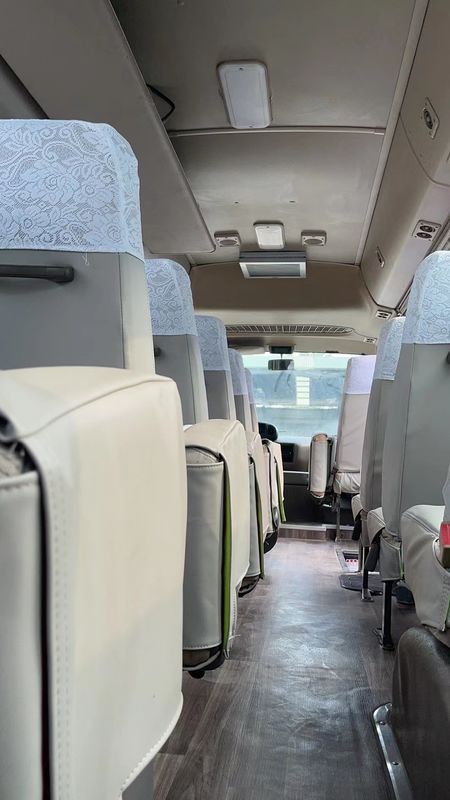 マニュアルトランスミッション 7m LHD 中古 旅客ミニバス 30席 コスター 中古 バス