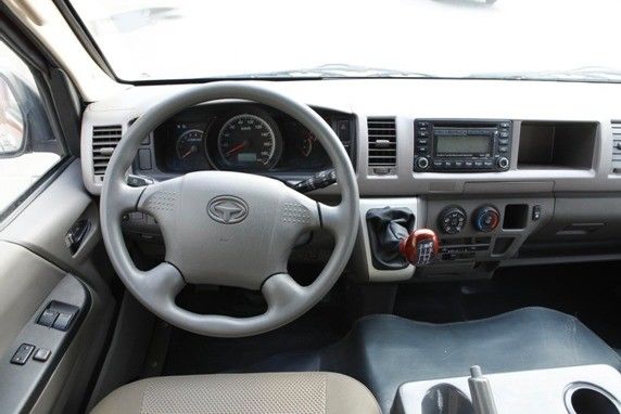 19-30席の小型旅客バスで,エアコンが付いており,安価です.