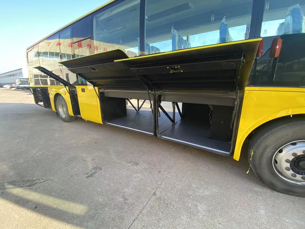 中古 65人座 ZK6121 12m バス バス 8.4L 排気量 左側の方向車