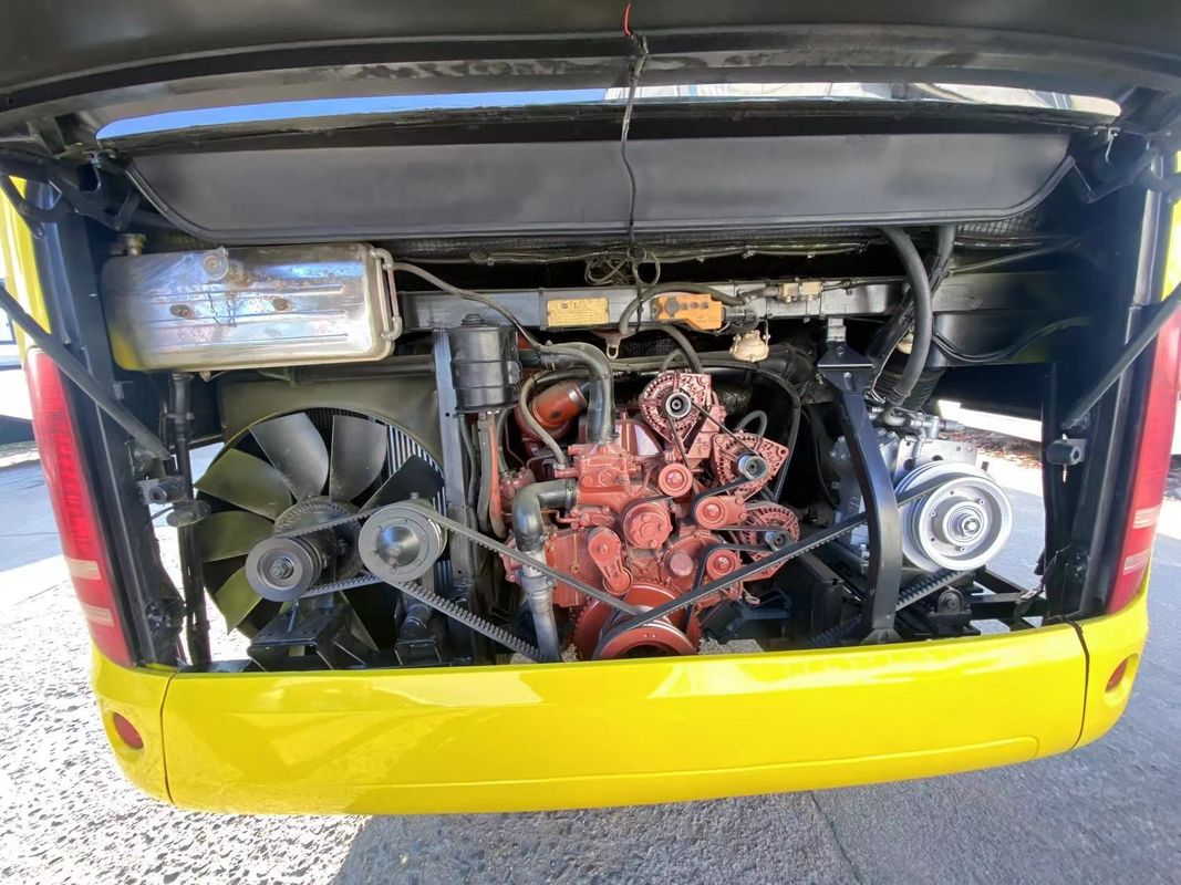 中古 65人座 ZK6121 12m バス バス 8.4L 排気量 左側の方向車