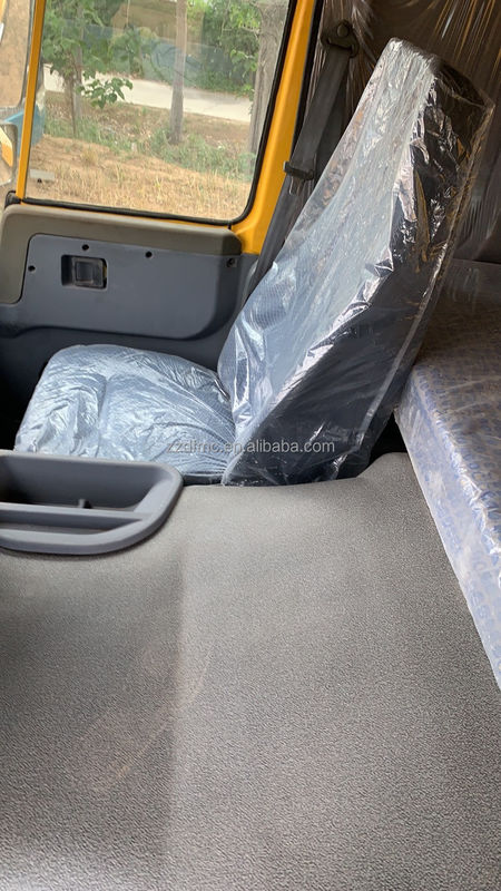 19CBMBOXと燃料タンク容量300-400Lの強力なHOWO 6x4 430hpティッパートラック