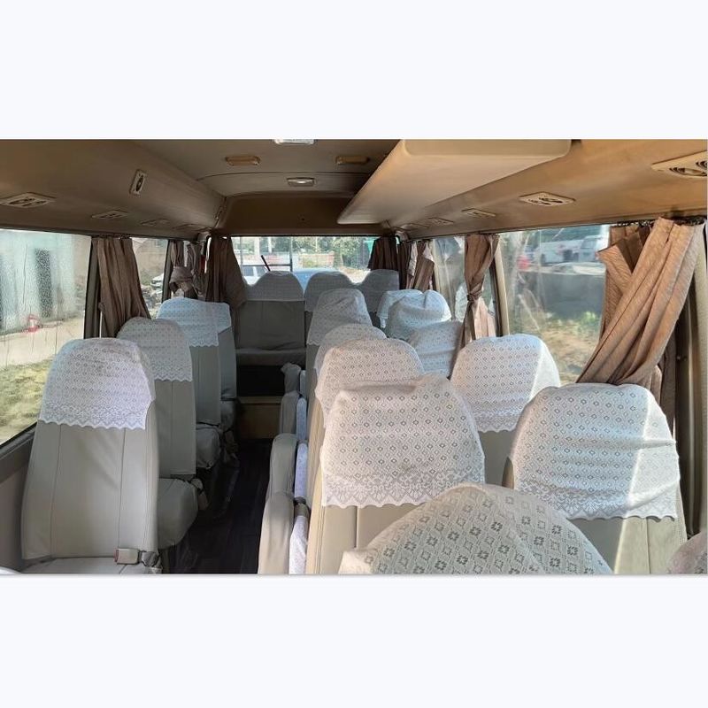 30席TOYOTA 4シリンダーのコースターバス ラインエンジンで,そして優れた状態