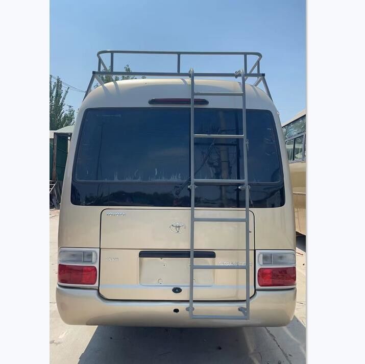 30席TOYOTA 4シリンダーのコースターバス ラインエンジンで,そして優れた状態