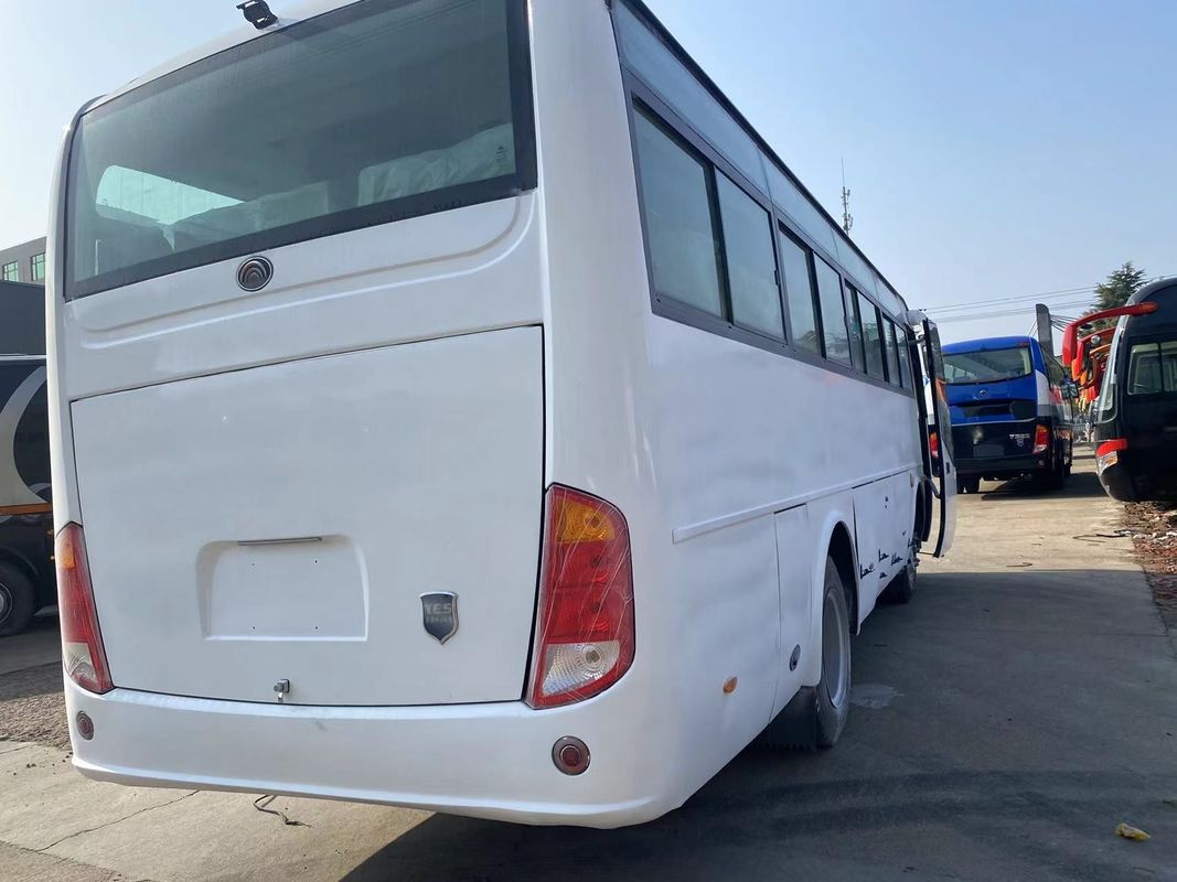 ディーゼルエンジンのバス バス 燃料型ディーゼルと最大速度 111 130 km/h