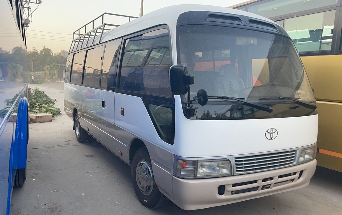 1690/1490mm フロント/バック・トラック 高屋根コースター バス 23 6 座席とディーゼルエンジン