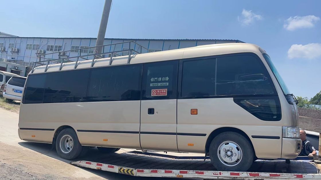 格安な30人乗りディーゼルバス 18000kg G.V.W の豪華コースターバス