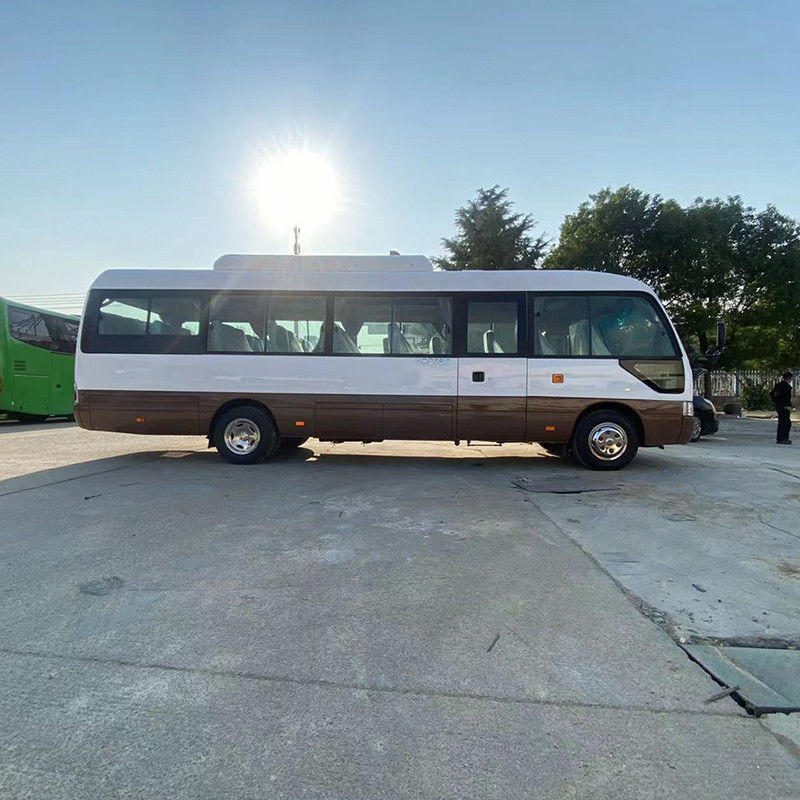 LHD RHD 30座 トヨタコースター バス 70L 燃料タンクと 4500-6700ml 容量