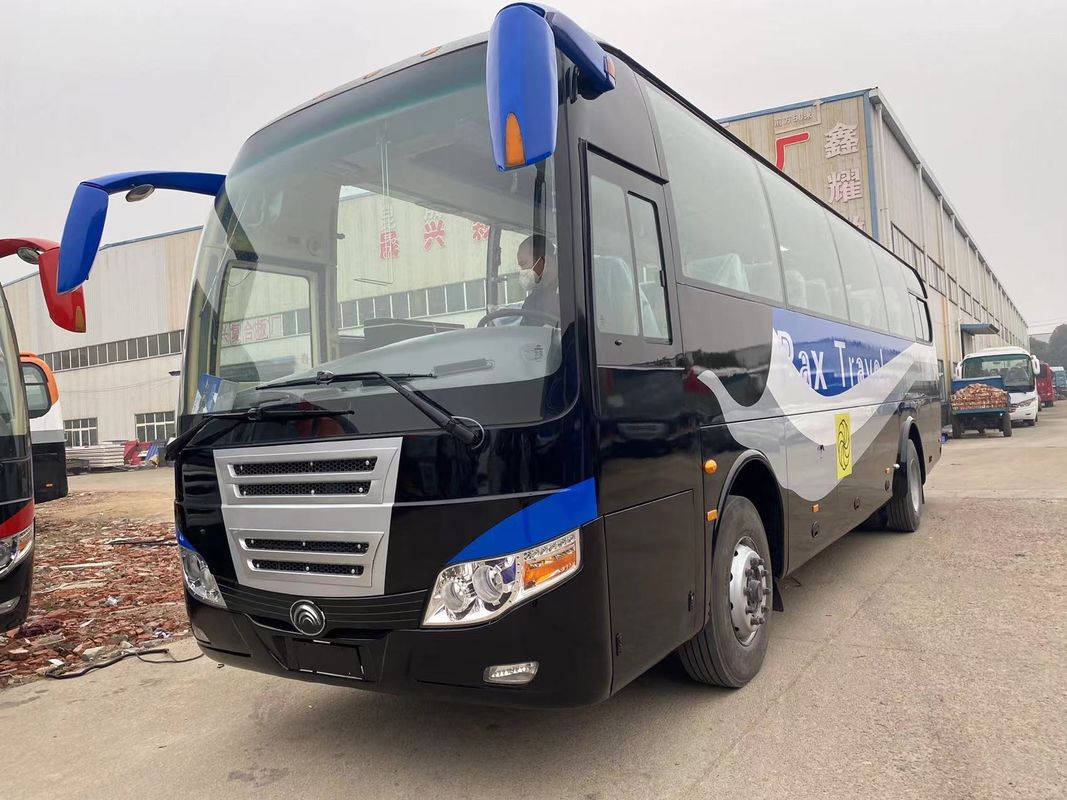 大型輸送用 57席のリニューアルされた豪華旅客バス