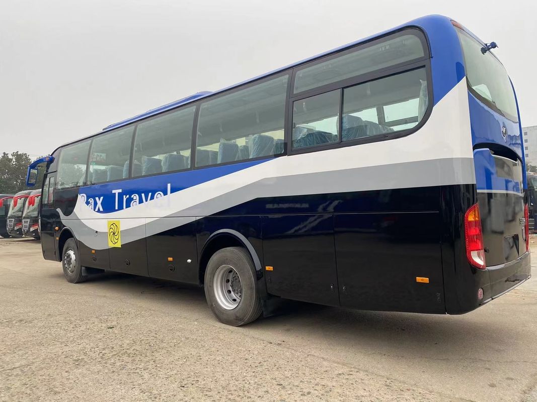 大型輸送用 57席のリニューアルされた豪華旅客バス