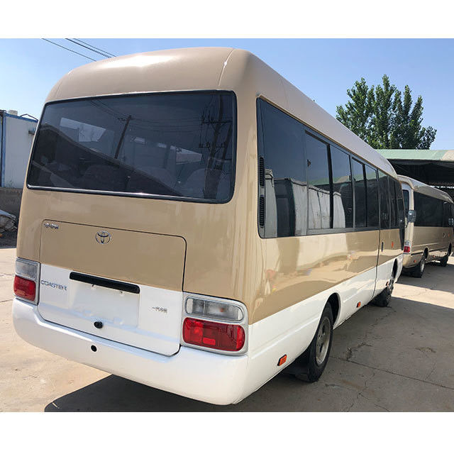 ユチャイエンジン 30席とユーロ2排出基準のトヨタ・コースターミニバス