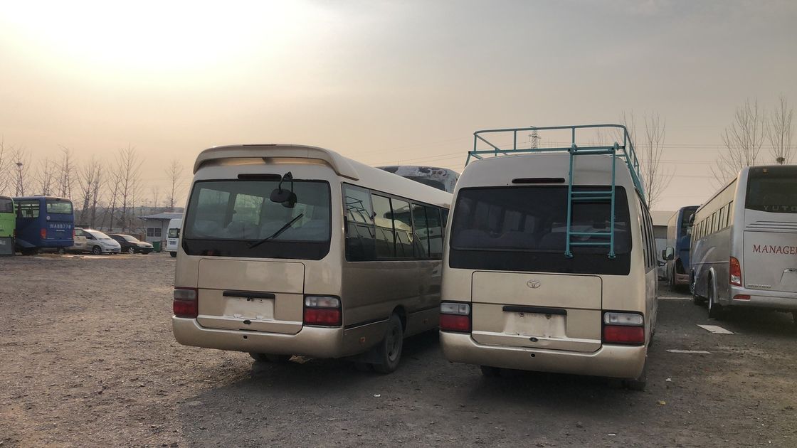 トヨタバスは良好な状態で,ガソリン/ガソリン燃料タイプで最大トルク340Nm/rpm