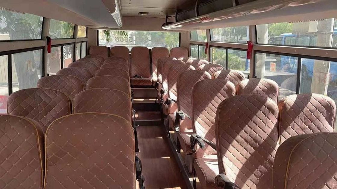 トヨタバスは良好な状態で,ガソリン/ガソリン燃料タイプで最大トルク340Nm/rpm