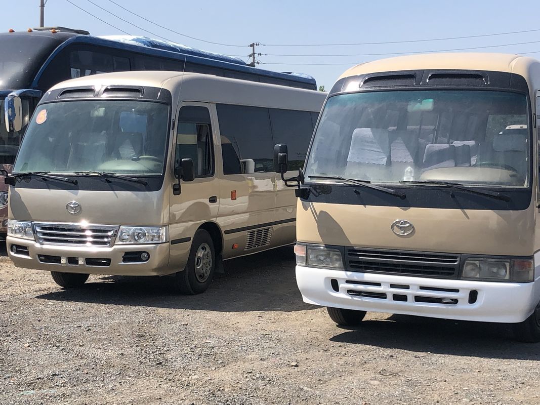 使用 26 席 28 席 30 席 コースターバス 燃料型 ディーゼル 座席容量 16-35 席