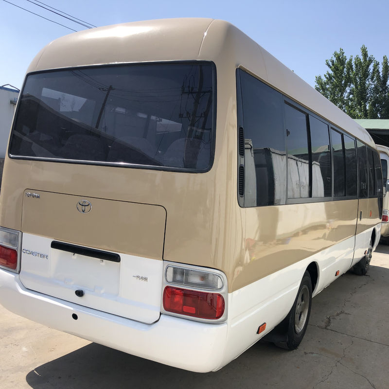 30席とディーゼルエンジンを備えた手頃な価格の中古トヨタコースターバス