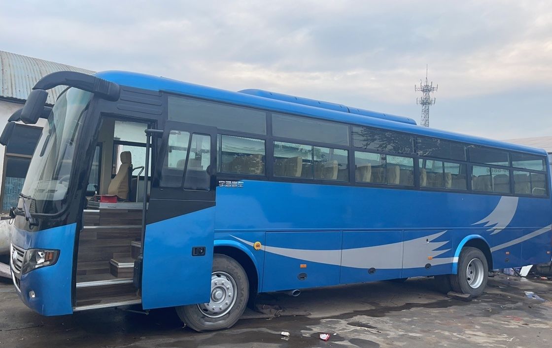 ディーゼル燃料タイプ 60席RHD右手運転で良好な状態の古車バス