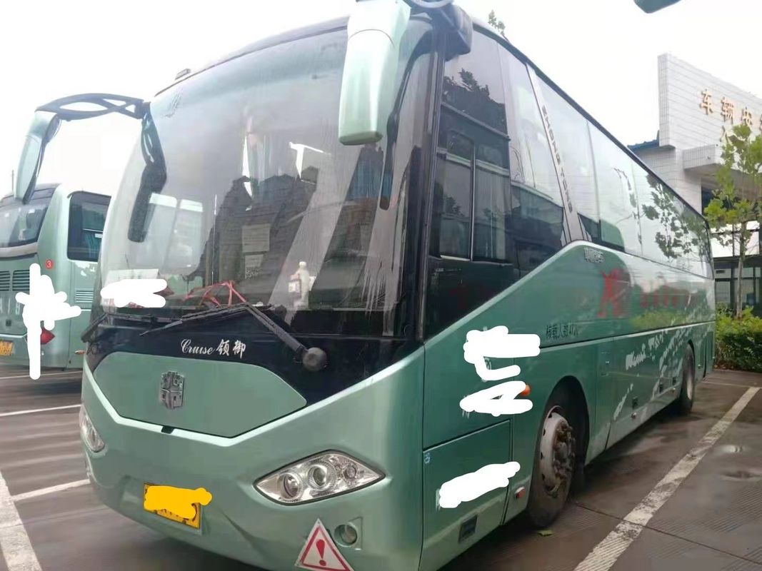 ディーゼル燃料タイプ 60席RHD右手運転で良好な状態の古車バス