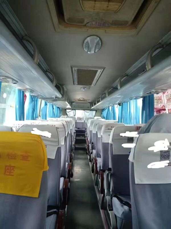 ディーゼル燃料タイプ 60席RHD右手運転で良好な状態の古車バス