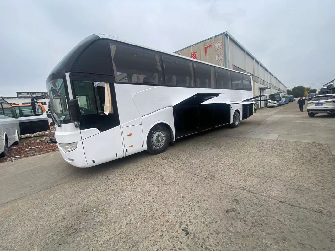 燃料タイプ ディーゼル 47 席 乗用バス 乗用バス 冷蔵庫 浴室 左駆動