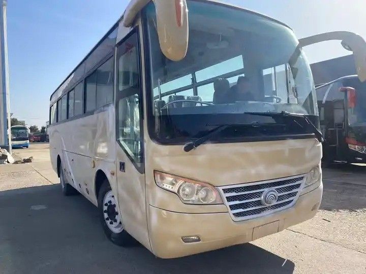 ユトング 35 席 ディーゼル スクール バス 手動トランスミッションと葉のスプリング 懸垂