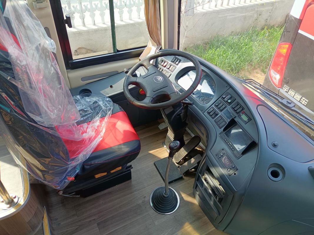 243kwユーロ3 高級50-60席ディーゼルバス バス アフリカ 完璧な状態