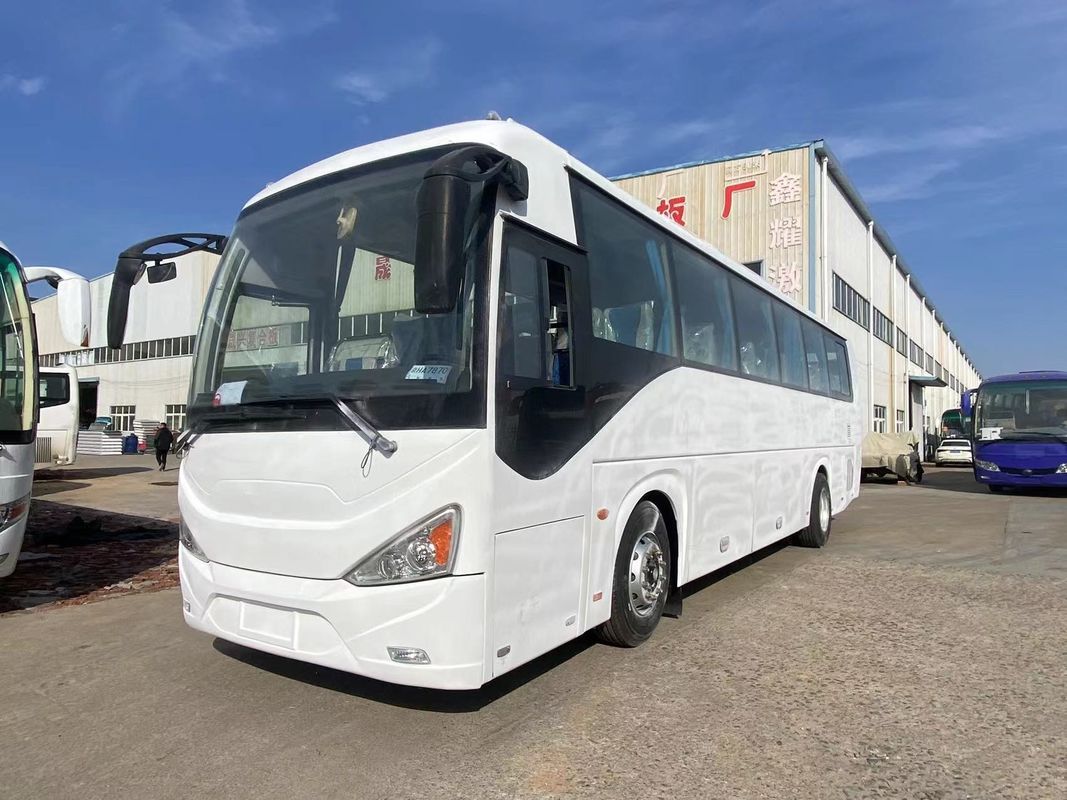 お客様の要求 12000*2500*3955mm 50-60人座 高級ツアーコーチ バス 中古バス
