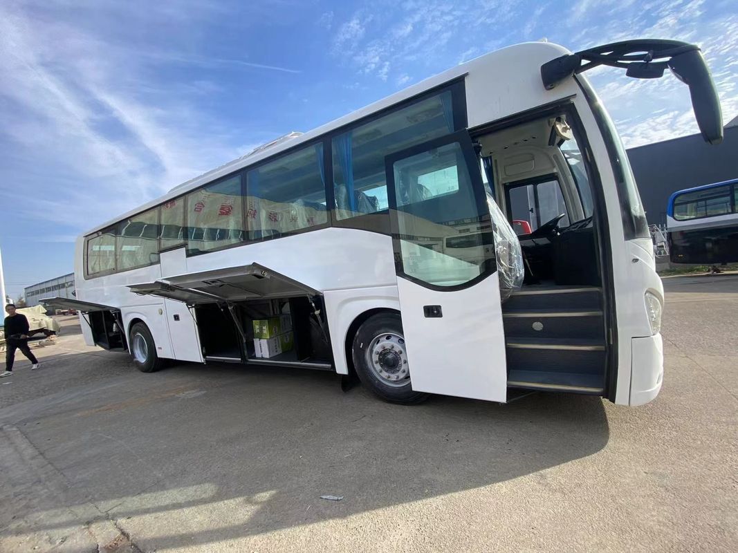 お客様の要求 12000*2500*3955mm 50-60人座 高級ツアーコーチ バス 中古バス