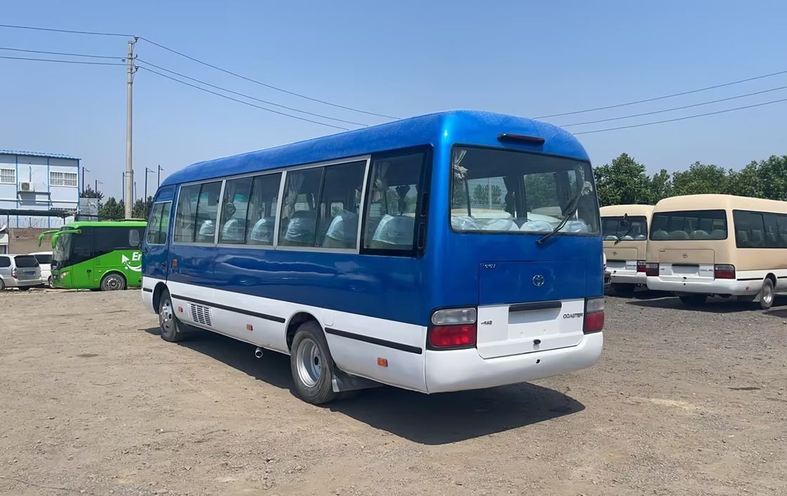 マニュアルトランスミッション 30人座 ガソリンコースターとG.V.W kg 5900と5900 kg G.V.W
