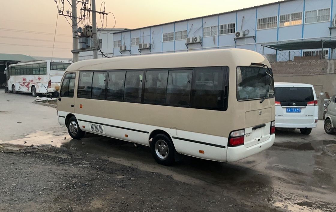 V6 4.0 6GR 2.7L VVT-I エンジン 30席のカスタマーバス