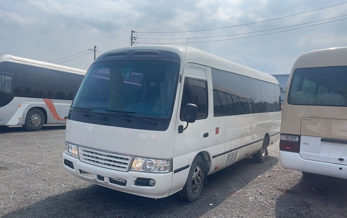 マックスパワー 113/5200 kW 観光豪華バス 7m 6シリンダーのトヨタコースターバス