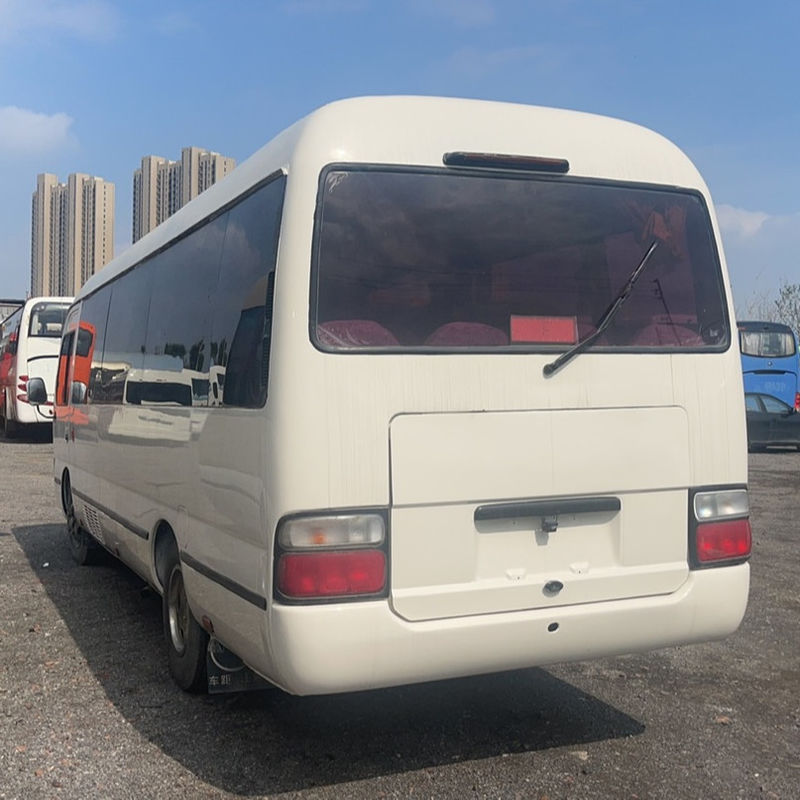 マックスパワー 113/5200 kW 観光豪華バス 7m 6シリンダーのトヨタコースターバス