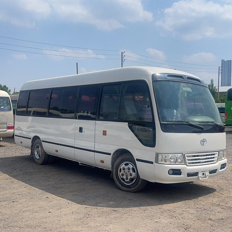 設計 30人乗りトヨタコースターバス 4L エンジン容量 113/5200kw マックスパワー