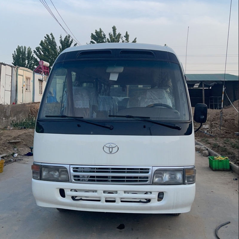 30人乗り マニュアルトランスミッション トヨタ・コースター バス 4L エンジン容量 デイゼル燃料