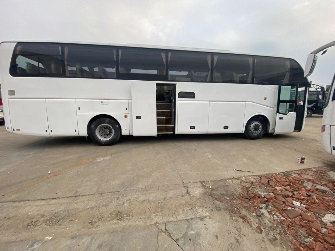 60人乗り 中古 ユートゥン・プリックス バス バス サスペンション リーフ スプリング ディーゼル 燃料タイプ