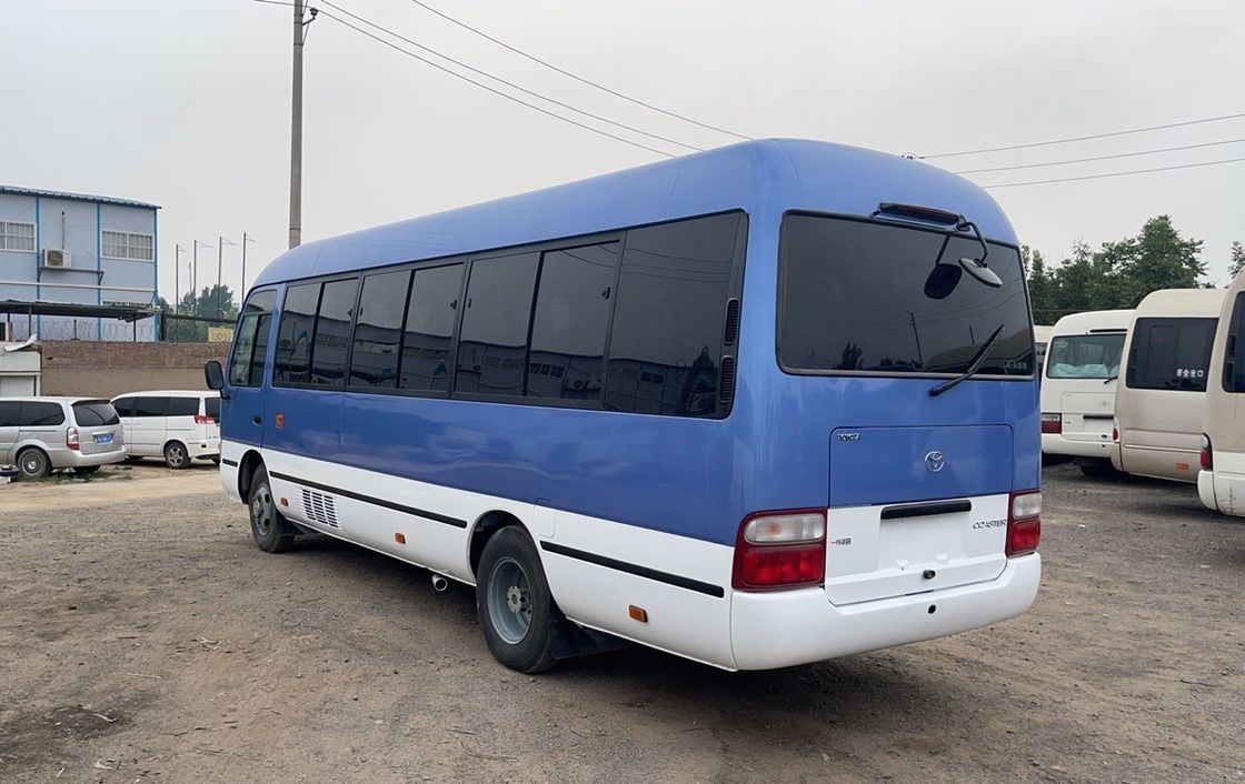 輸送用30人乗りのディーゼルコースターバス