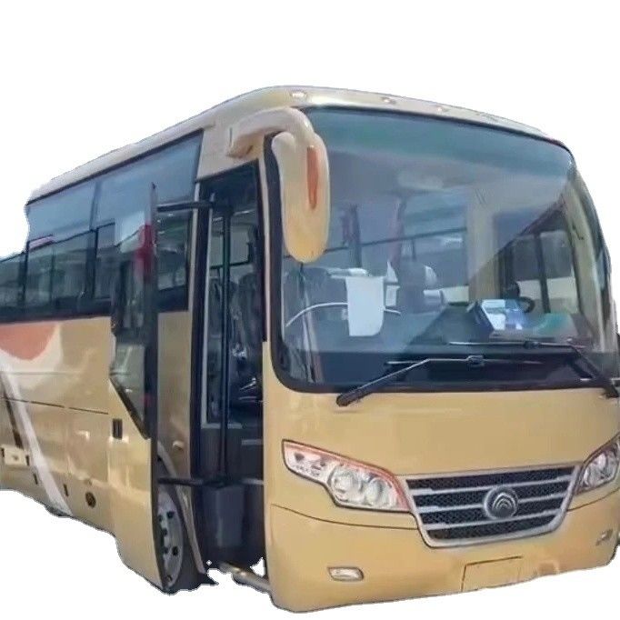 8.25R20タイヤと4-6Lのエンジン容量を持つ長距離旅行用バス