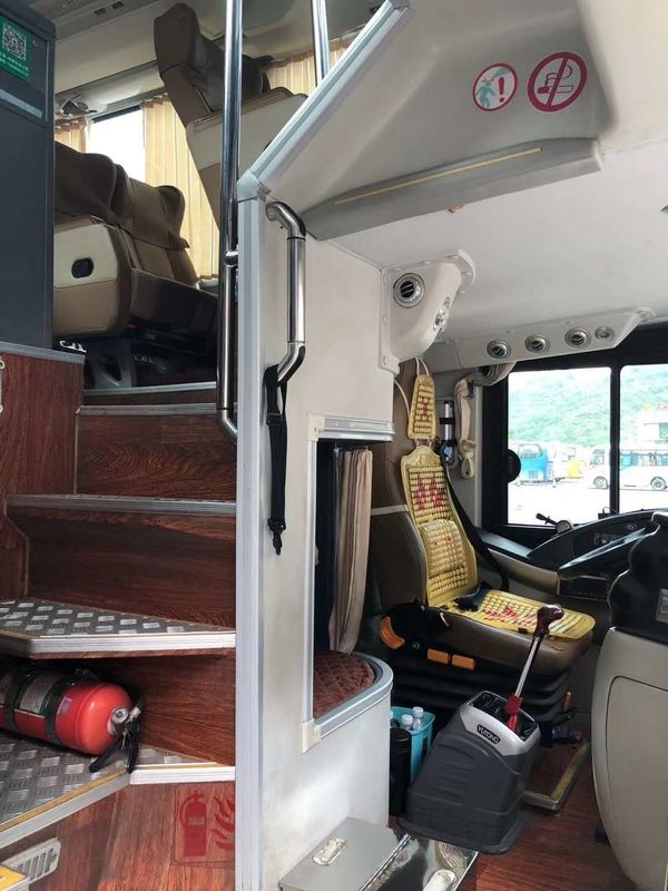 中古 バス バス 35-65 席 客の要求により 8L のバス エンジン 容量